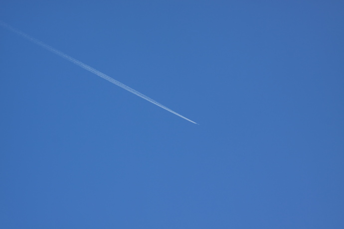飛行機雲.JPG
